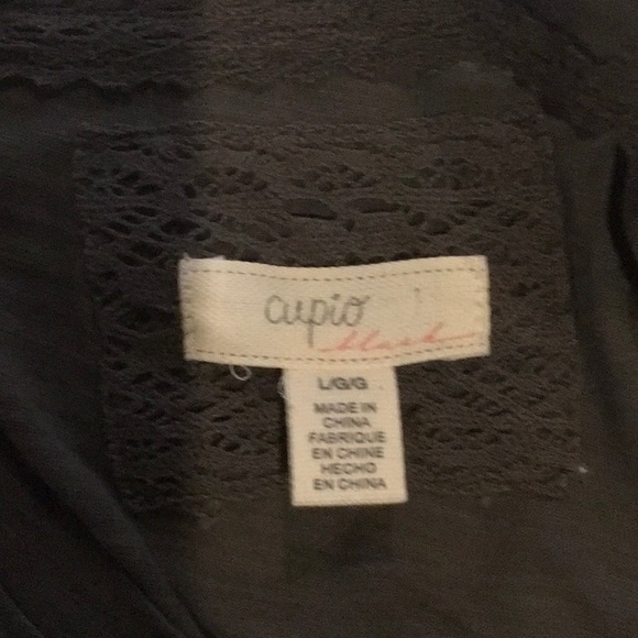 Olive CUPIO tiered short sleeve top - Picture 3 of 4